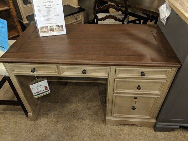 Loveland Furniture & Decor